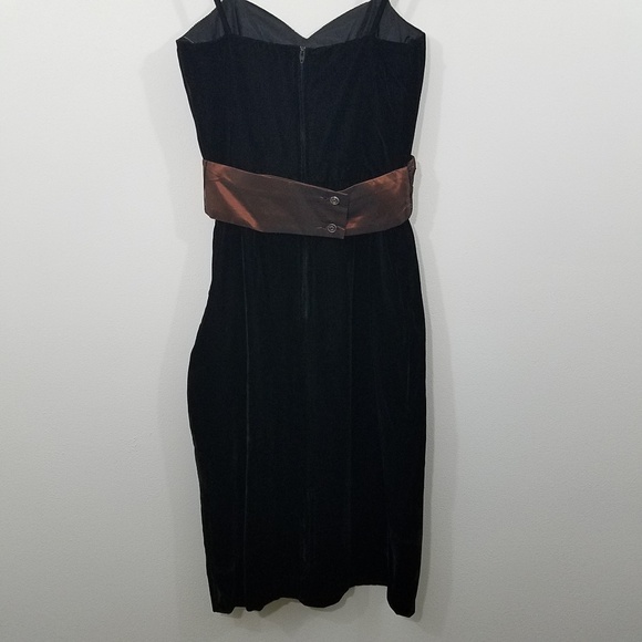 Roberta Velvet Dress Size 5/6 - Picture 4 of 6